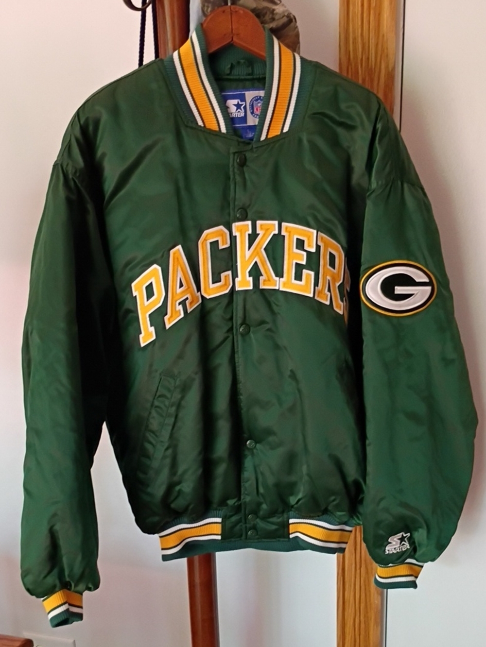 STARTER Green & Gold Green Bay Packers Satin Bomber Jacket Early 1980s Large